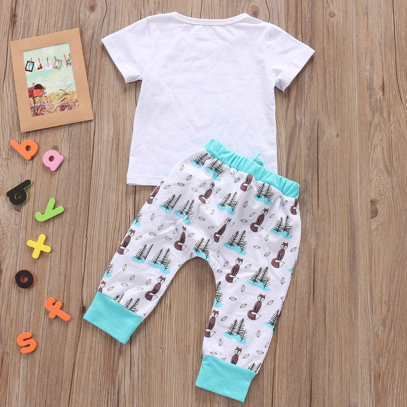 Newborn Baby Clothes Set T-shirt Tops Pants Little Boys and Girls OutfNewborn Baby Clothes Set – T-shirt Tops, Pants, and Little Boys and Girls Outfits
When it comes to dressing your newborn, comfort and style are key. Our Newborn Baby0Stef's Store