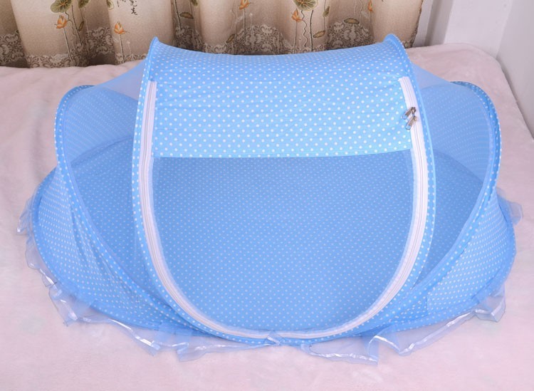 Foldable Baby Bed with Pillow Set – Portable and Comfortable Baby BedProduct Description:
Introducing the Foldable Baby Bed Net with Pillow Set, a versatile and essential accessory for your little one’s comfort and safety. As parents,0Stef's Store