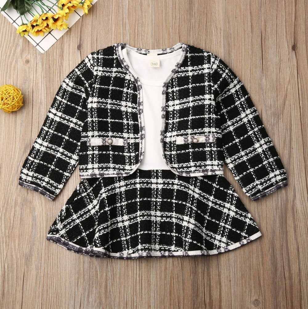 Long-sleeved Dresses Two-piece Children's Baby girl swim suit Small InCharming Long-Sleeved Two-Piece Baby Girl Swim Suit – Perfect for Every Season
This adorable baby girl swim suit set is the ideal choice for any occasion, whether it0Stef's Store