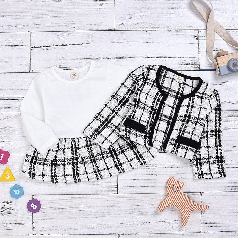 Long-sleeved Dresses Two-piece Children's Baby girl swim suit Small InCharming Long-Sleeved Two-Piece Baby Girl Swim Suit – Perfect for Every Season
This adorable baby girl swim suit set is the ideal choice for any occasion, whether it0Stef's Store