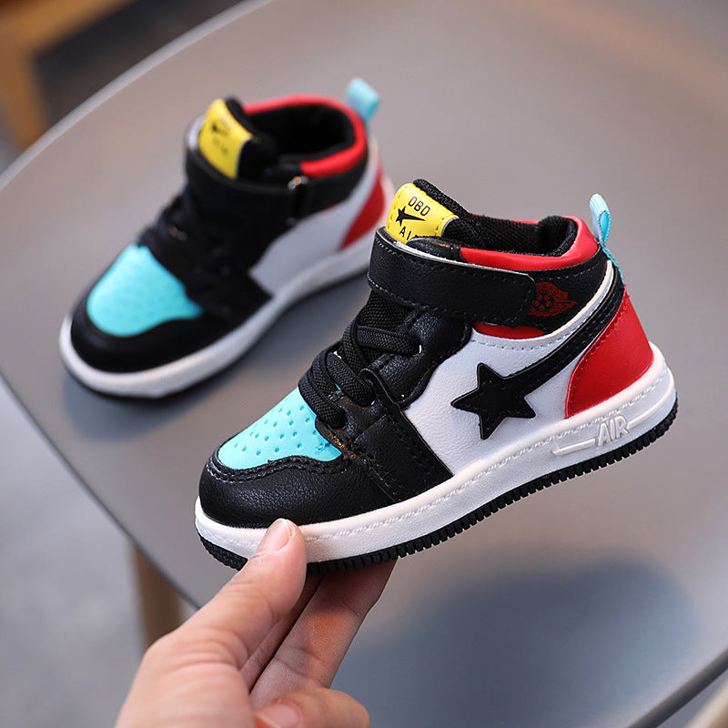 Casual Children sport shoesChildren’s Casual Sports Shoes – Where Comfort Meets Adventure
Introducing the ultimate blend of style, performance, and comfort – our Children's Casual Sports Shoes0Stef's Store