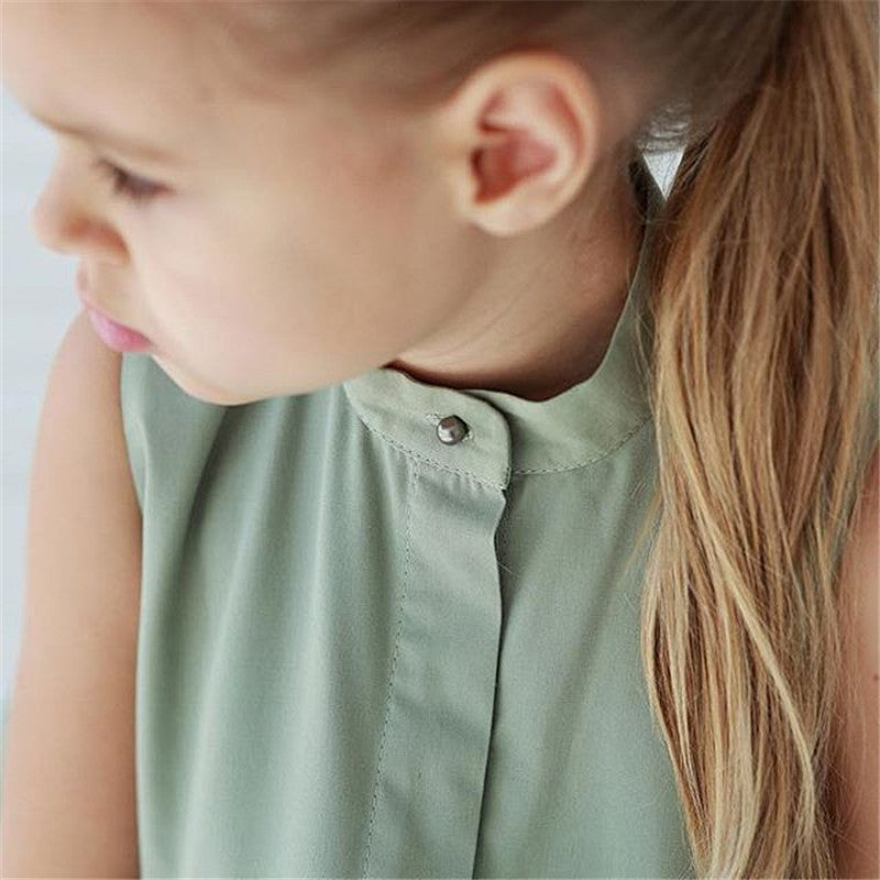 Fashion Simple Solid Color Sleeveless Small And Medium Flower Girl DreChic Elegance in Every Stitch – Fashion Simple Solid Color Sleeveless Girl Dress
Every little girl deserves a dress that’s as graceful, charming, and effortlessly be0Stef's Store